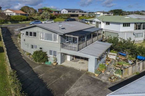 Photo of property in 4a Kathy Terrace, Stanmore Bay, Whangaparaoa, 0932