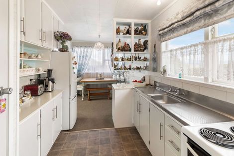 Photo of property in 30 Ruru Road, Taihape, 4720