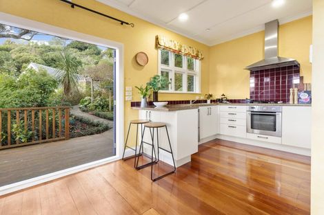 Photo of property in 11 Mairangi Road, Wadestown, Wellington, 6012