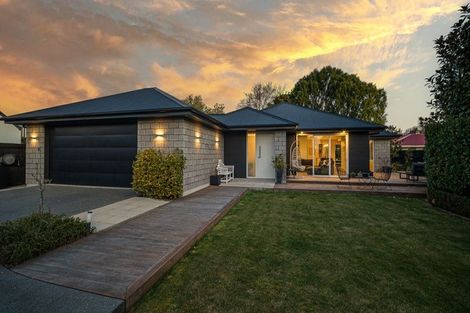 Photo of property in 55a Bryndwr Road, Bryndwr, Christchurch, 8052
