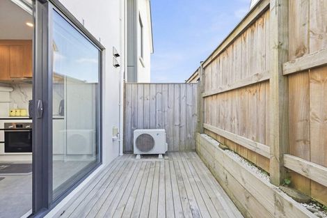 Photo of property in 2/21 Podgora Avenue, Kumeu, 0810