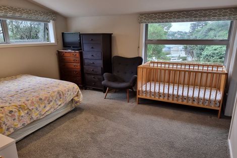 Photo of property in 61u1 Black Rock Road, Newlands, Wellington, 6037