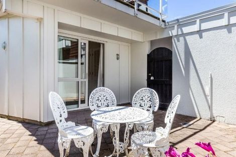 Photo of property in 112 Lake Terrace, Taupo, 3330