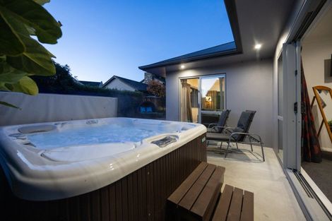 Photo of property in 3 Riverstone Grove, Hokowhitu, Palmerston North, 4410