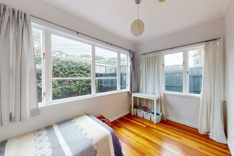 Photo of property in 47 Freyberg Street, Lyall Bay, Wellington, 6022