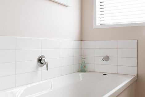 Photo of property in 20 Parkland Rise, Omokoroa, 3114