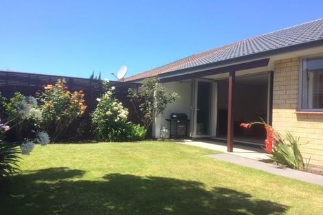 Photo of property in 5 Vancouver Crescent, Wainoni, Christchurch, 8061