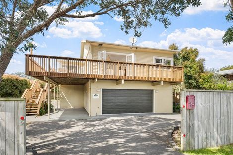 Photo of property in 871 Whangaparaoa Road, Manly, Whangaparaoa, 0930