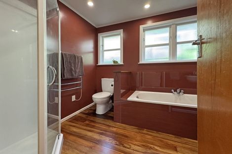 Photo of property in 99 Melbourne Road, Island Bay, Wellington, 6023