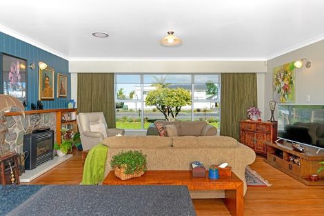 Photo of property in 761 Gladstone Road, Te Hapara, Gisborne, 4010