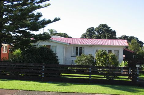 Photo of property in 5a Elizabeth Street, Orewa, 0931