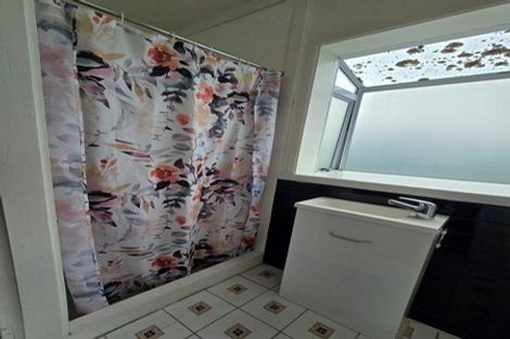 Photo of property in 172 Kawaha Point Road, Kawaha Point, Rotorua, 3010