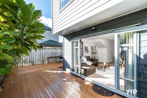 Photo of property in 8 Erlestoke Crescent, Churton Park, Wellington, 6037