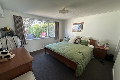 Photo of property in 96 Main Road, Titahi Bay, Porirua, 5022