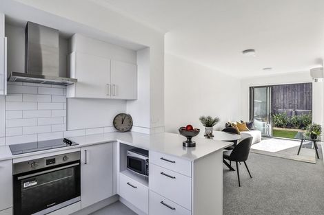 Photo of property in 7 Oranga Drive, Westgate, 0614