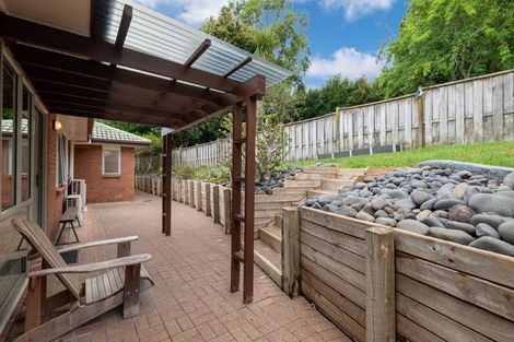 Photo of property in 13 Phoebe Meikle Place, Torbay, Auckland, 0630