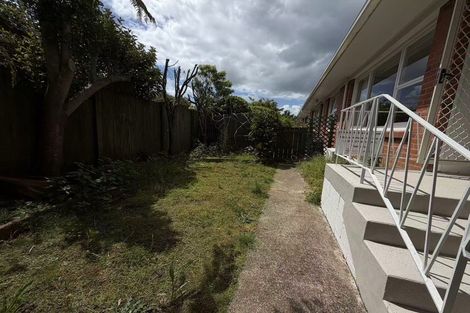 Photo of property in 1/18 Evelyn Place, Hillcrest, Auckland, 0627
