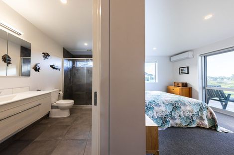 Photo of property in 27 Tairua Palms Place, Tairua, 3508