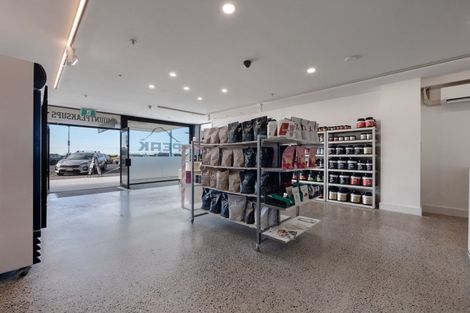 Photo of property in 2a/2 Marine Parade, Mount Maunganui, 3116
