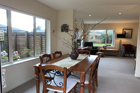 Photo of property in 32 Carroll Place, Owhata, Rotorua, 3010