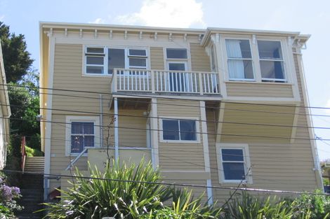 Photo of property in 74 Rolleston Street, Mount Cook, Wellington, 6021