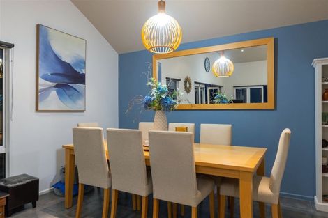 Photo of property in 2 Marina View, Waikawa, Picton, 7281