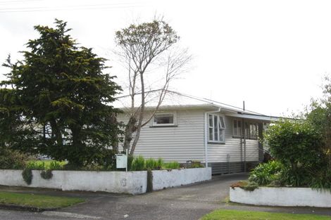 Photo of property in 6 Surrey Street, Stratford, 4332