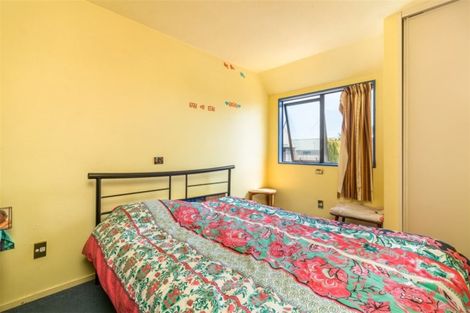 Photo of property in 10 Mayfair Street, Riccarton, Christchurch, 8011