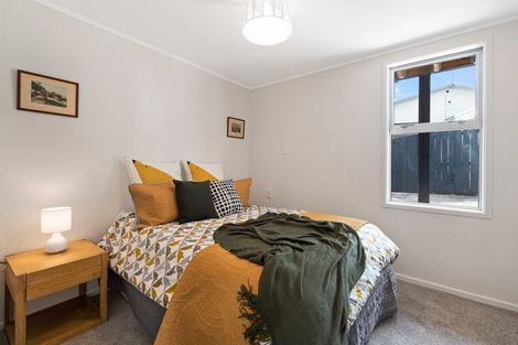 Photo of property in 42a Woodglen Road, Glen Eden, Auckland, 0602