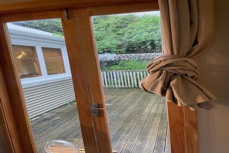 Photo of property in 22 Parliament Street, Thorndon, Wellington, 6011