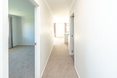 Photo of property in 6 Cross Street, Castlecliff, Whanganui, 4501