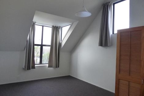 Photo of property in 80u2 Hobson Street, Thorndon, Wellington, 6011