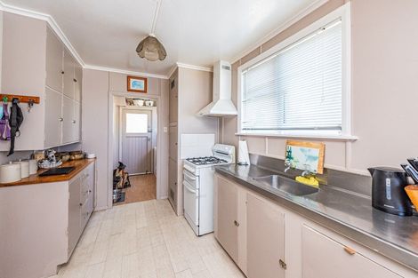 Photo of property in 51 Kowhai Street, Castlecliff, Whanganui, 4501