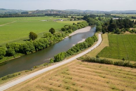 Photo of property in 262a Dakins Road, East Taratahi, Masterton, 5887