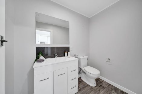 Photo of property in 16a Regan Street, Stratford, 4332