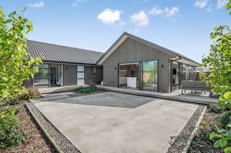 Photo of property in 10 Peony Drive, Greytown, 5712