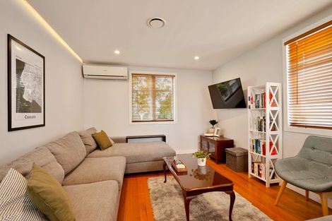 Photo of property in 88 Taikata Road, Te Atatu Peninsula, Auckland, 0610