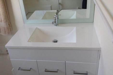 Photo of property in 3 Maracas Crescent, Grenada Village, Wellington, 6037