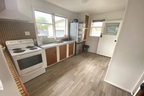 Photo of property in 90 Lipscombe Crescent, Havelock North, 4130