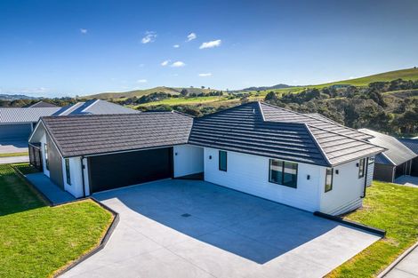 Photo of property in 30 Admiralty Drive, Haruru, 0204