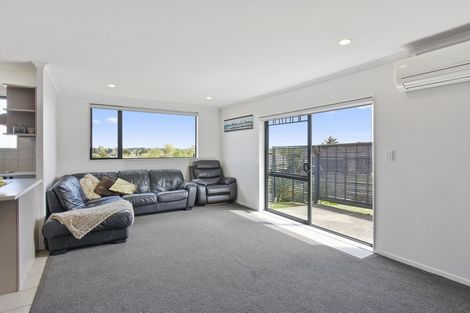 Photo of property in 5 Keri Vista Rise, Papakura, 2110