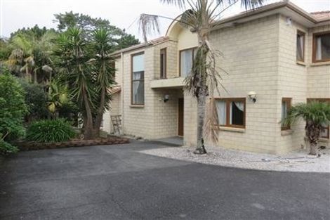 Photo of property in 20 Kittiwake Drive, Schnapper Rock, Auckland, 0632