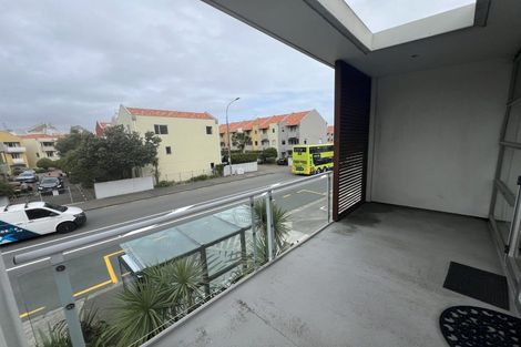 Photo of property in 306u1 Evans Bay Parade, Hataitai, Wellington, 6021