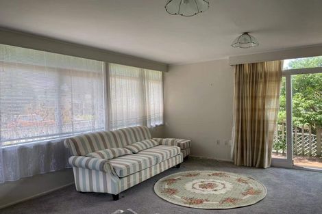 Photo of property in 9 Rickards Place, New Lynn, Auckland, 0600