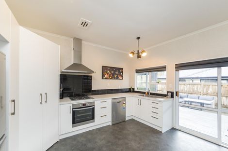 Photo of property in 8 Ngaio Street, West End, Palmerston North, 4412