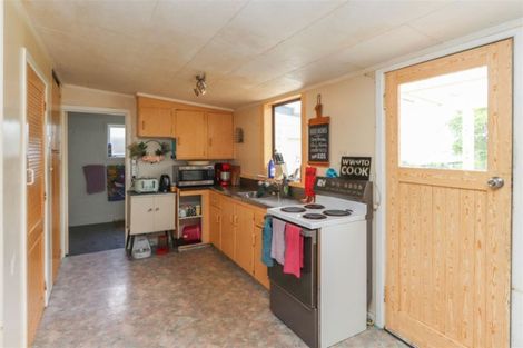 Photo of property in 14 Richmond Street, Inglewood, 4330