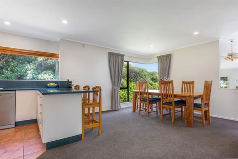 Photo of property in 42 James Cook Drive, Whitby, Porirua, 5024