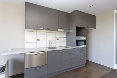 Photo of property in 8/8a Settlers Crescent, Ferrymead, Christchurch, 8023