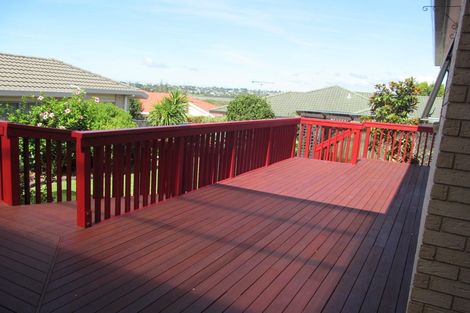 Photo of property in 11 Kath Hopper Drive, Orewa, 0931