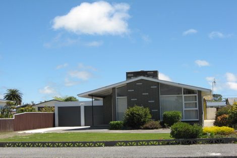 Photo of property in 94 Derby Street, Westport, 7825